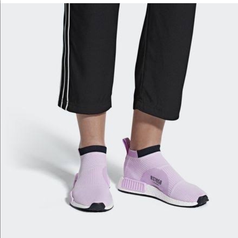 New authentic Adidas NMD